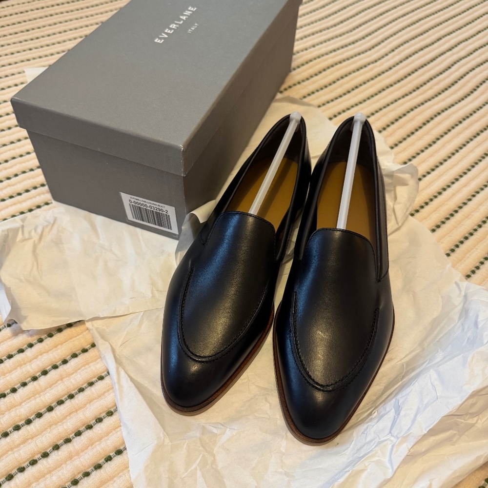 Unworn Black Everlane Almond Toe Loafer